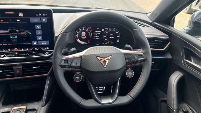 CUPRA Leon 1.5 eTSI 150 V2 5dr DSG Petrol Hatchback - Image 10